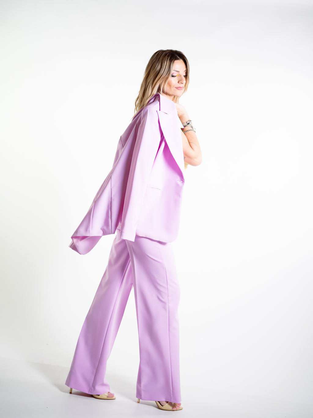 TAILLEUR con PANTALONI PALAZZO