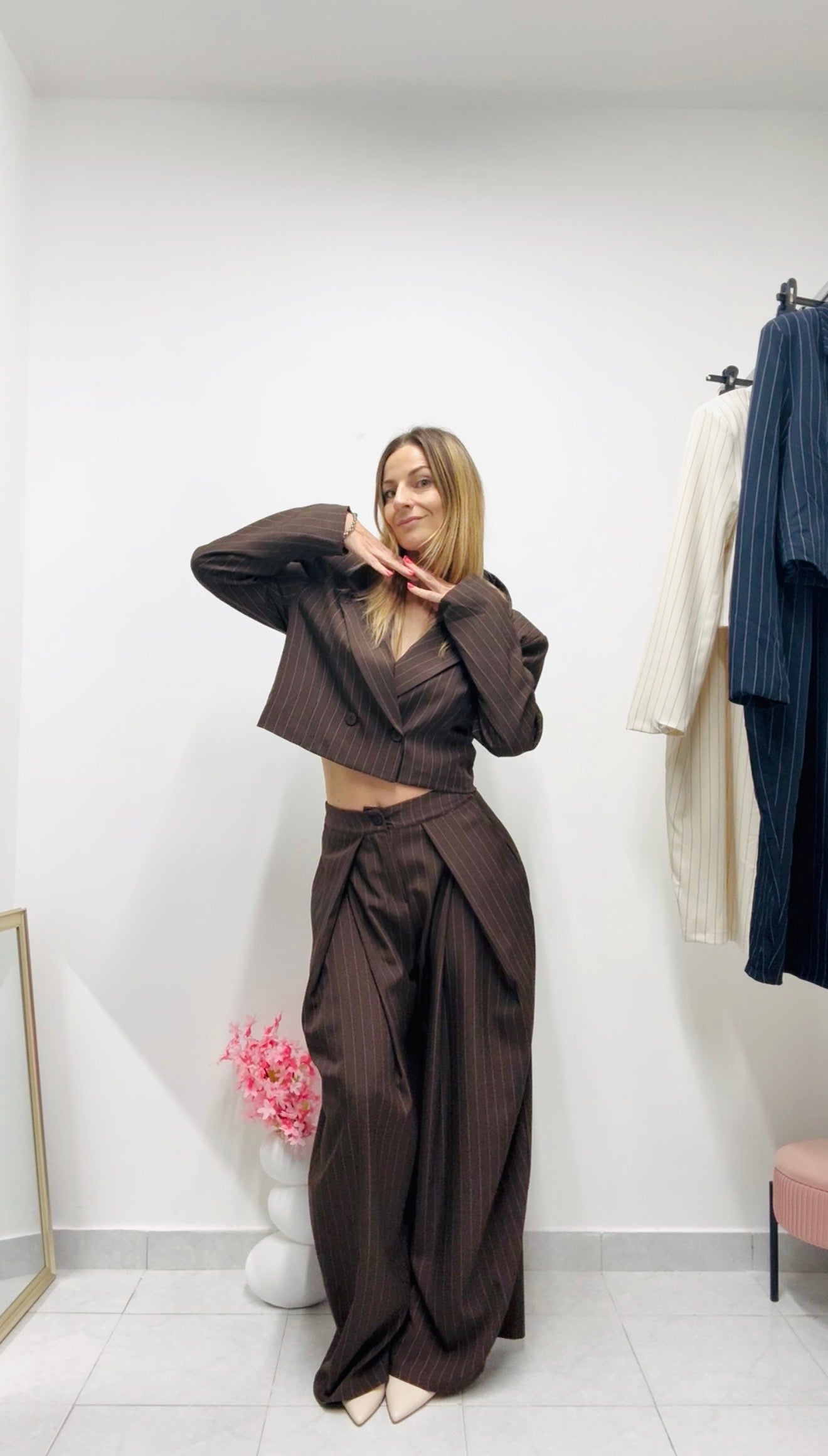 COMPLETO GESSATO con BLAZER CROP