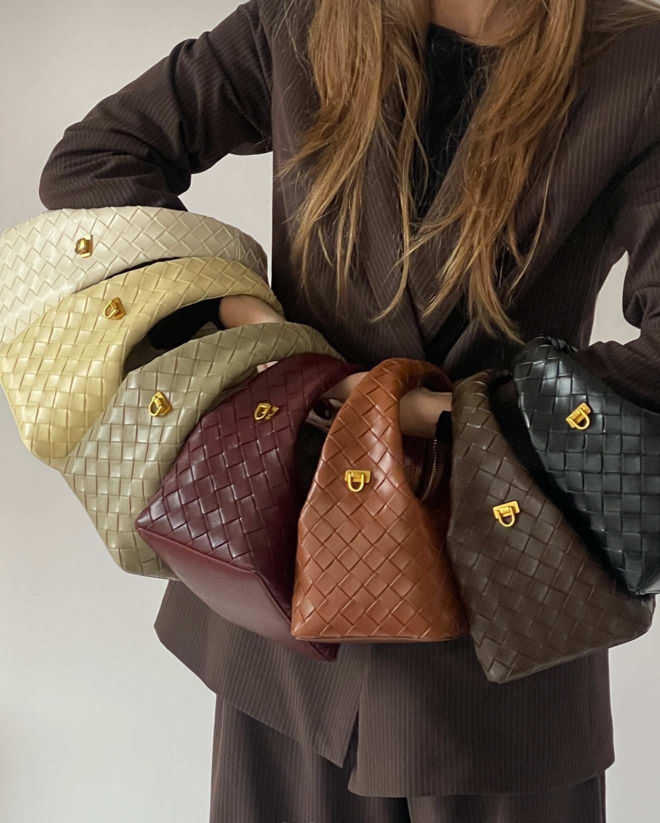 BORSA A MANO WEAVE ICON