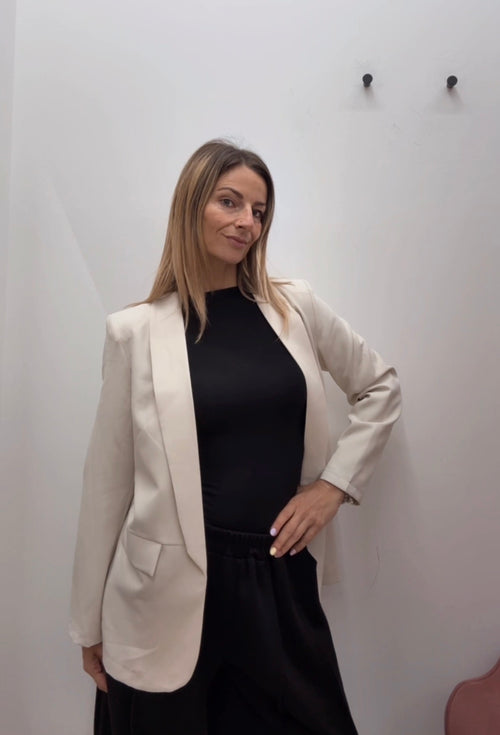 BLAZER CLASSICO CON MANICA LISCIA