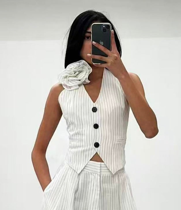 GILET GESSATO CON FIORE