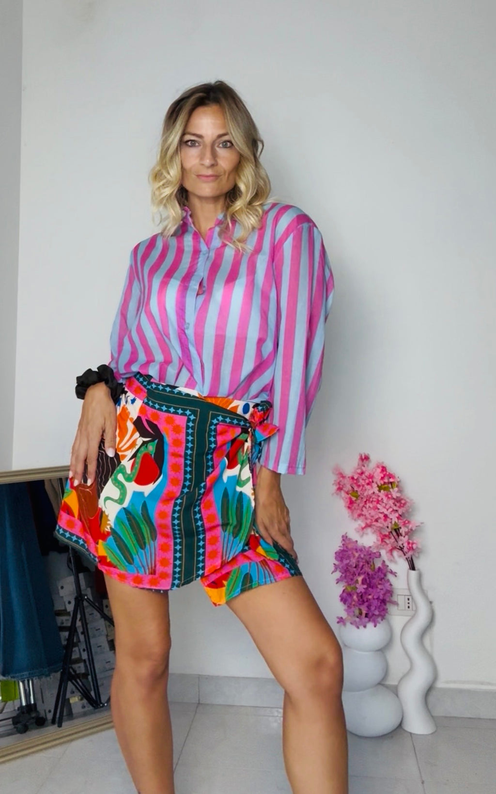 CAMICIA A RIGHE COLLO ALLA COREANA