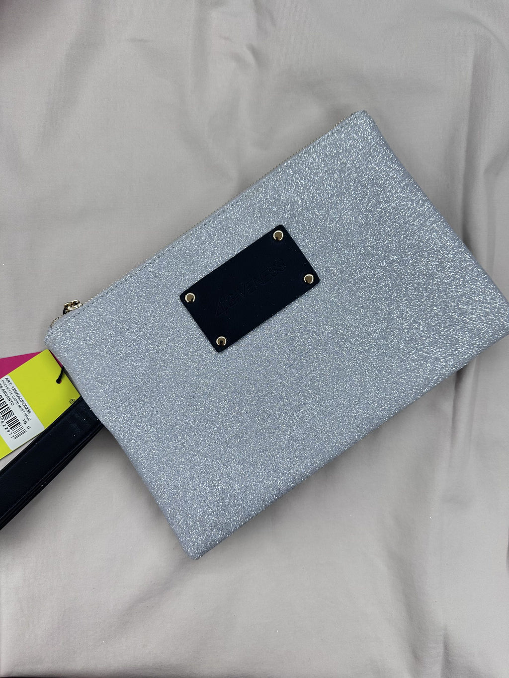 Pochette capri must have